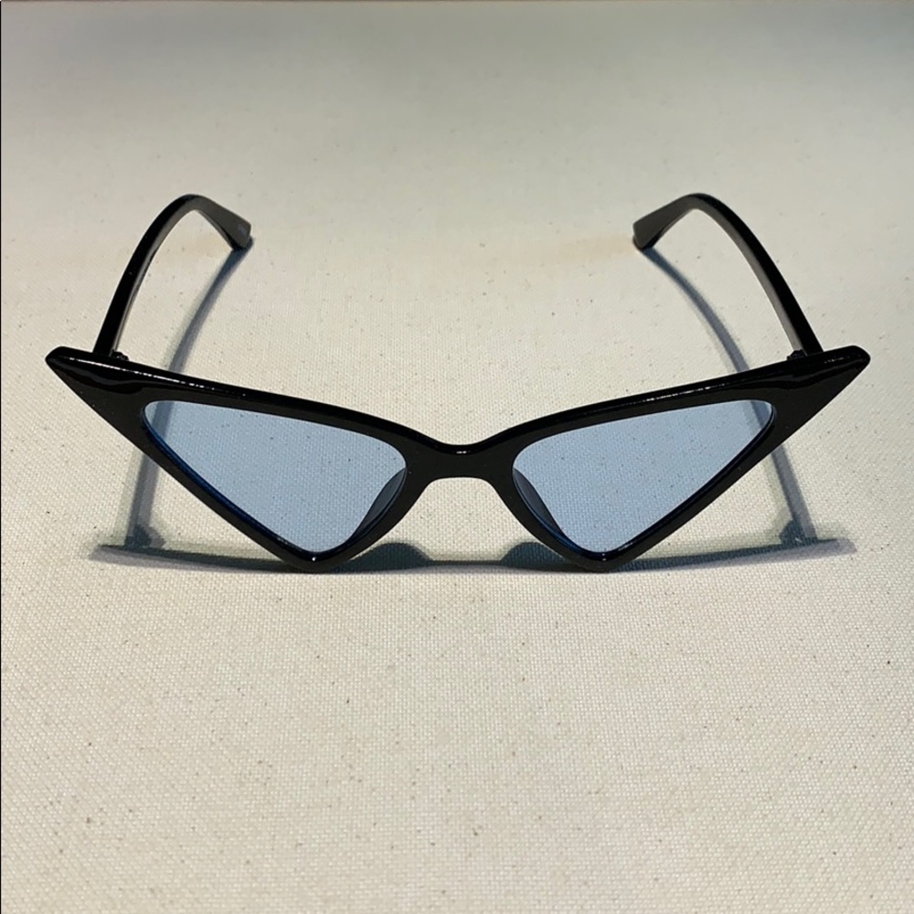 Plastic blue  lenses and plastic black frame
